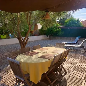 https://maison-ilolil.fr-provencehotel.com